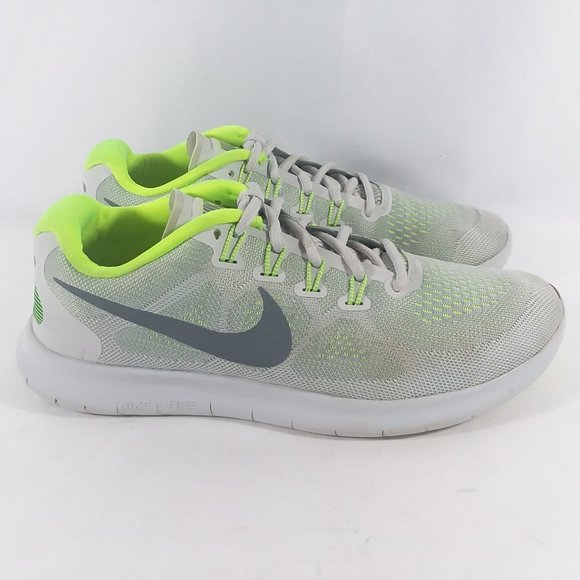 Nike Shoes - Nike Free RN 2017 Running Shoes Womens 10